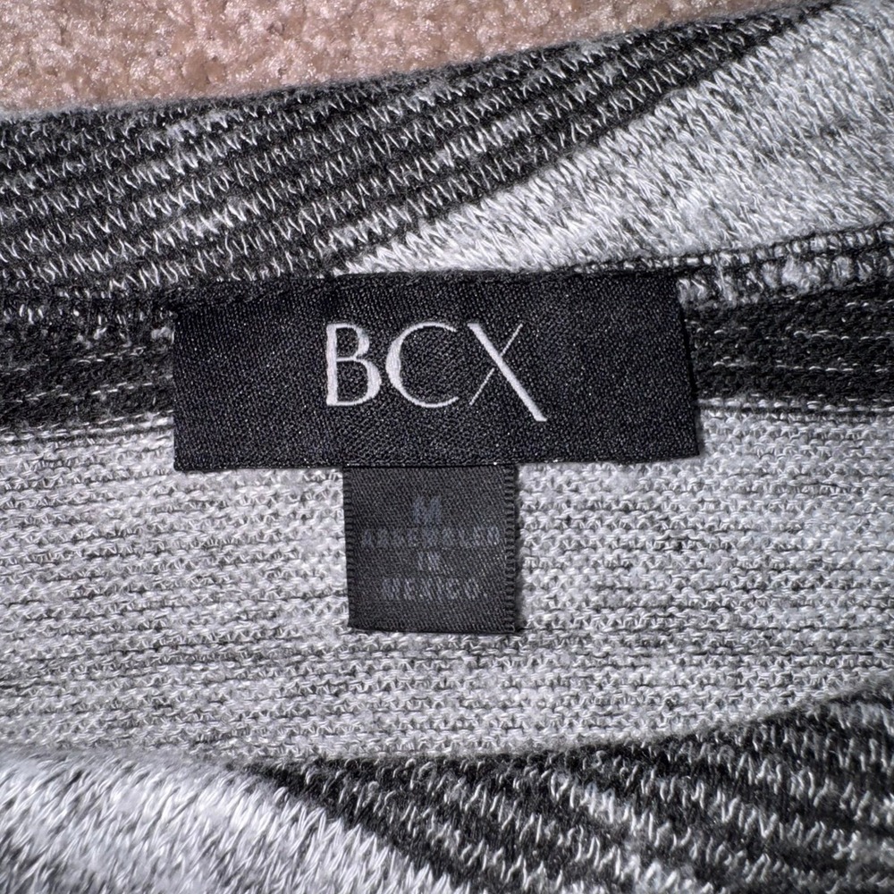 BCX Women's Grey & Black Striped 1/2 Sleeve Top, Button Detail - Size Medium Y2K - Picture 2 of 10